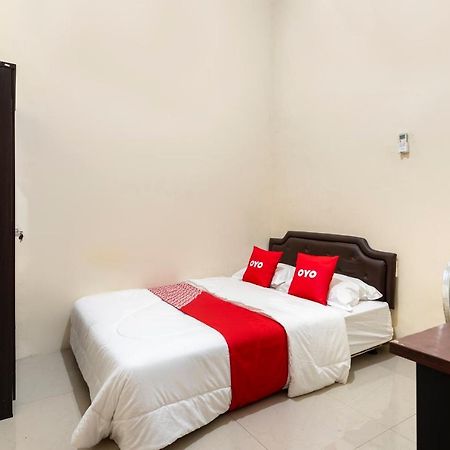 Oyo 3706 Griya Tentrem Syariah Lamongan Ngoại thất bức ảnh