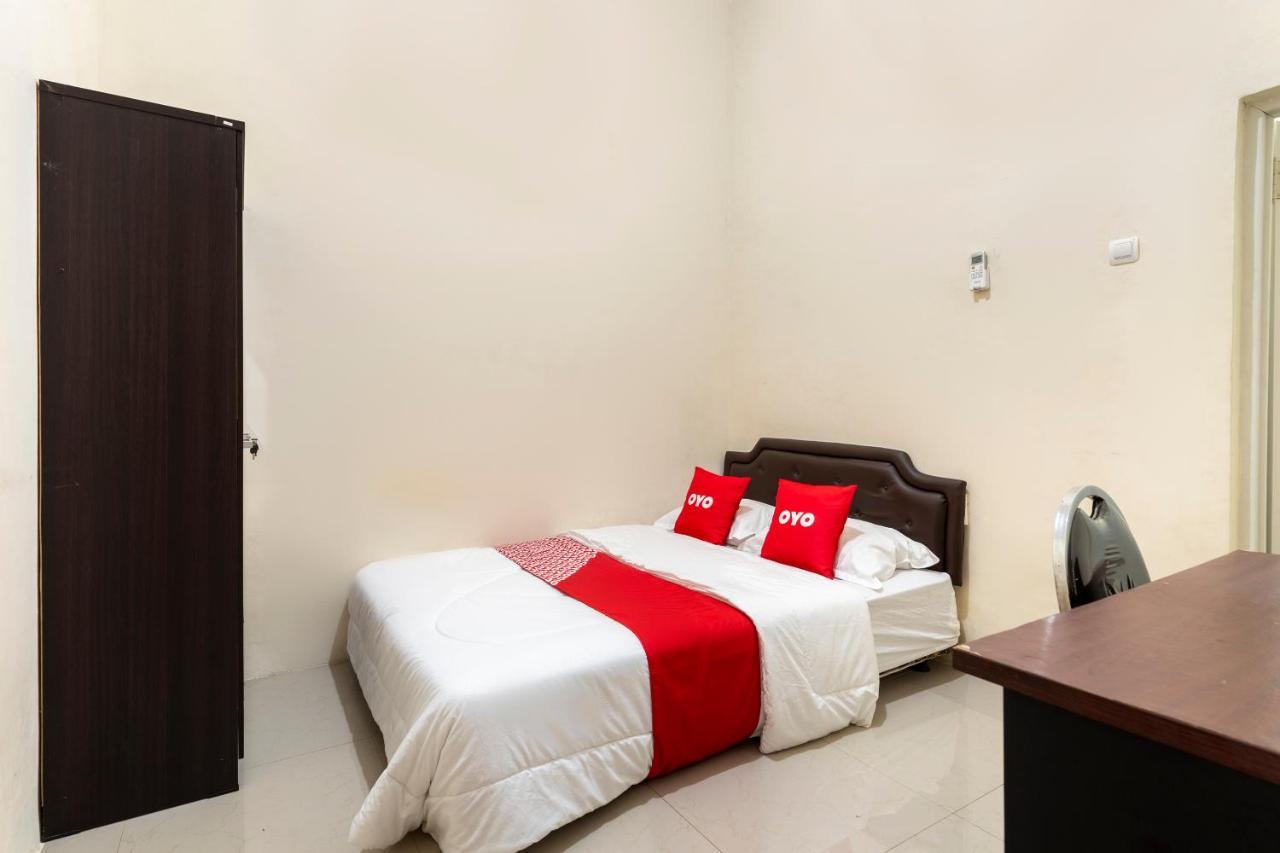 Oyo 3706 Griya Tentrem Syariah Lamongan Ngoại thất bức ảnh
