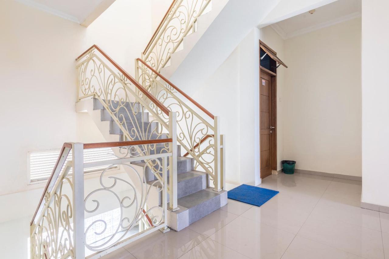 Oyo 3706 Griya Tentrem Syariah Lamongan Ngoại thất bức ảnh